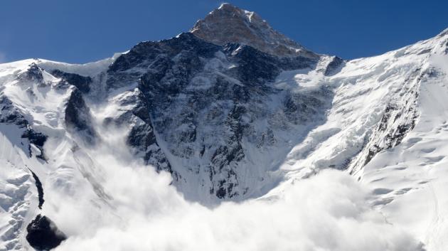 Χιονοστιβάδα σε βουνό