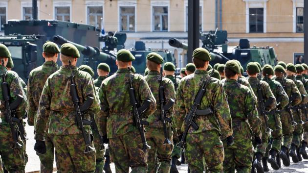 Φινλανδικός στρατός παρέλαση