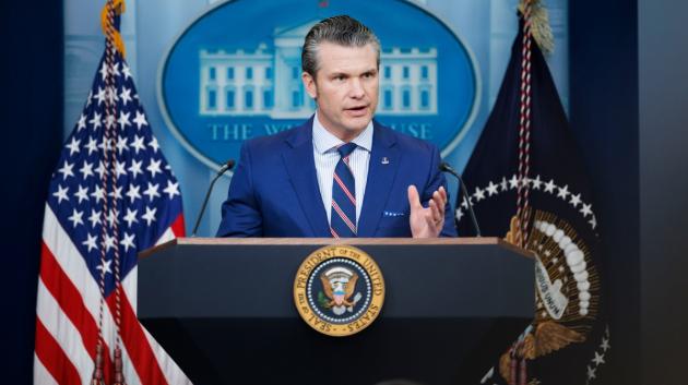 Πιτ Χέγκσεθ στο βήμα