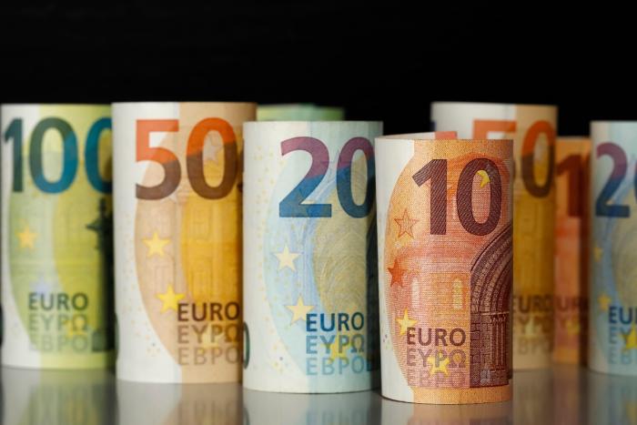 Euros, Money, xrhmata,