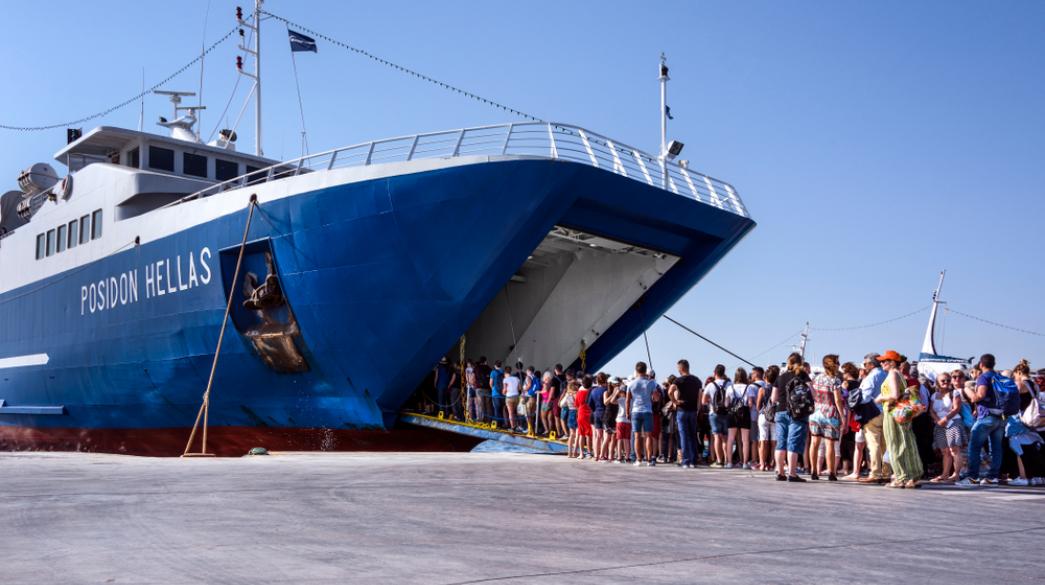 Επιβατηγό πλοίο Πειραιάς