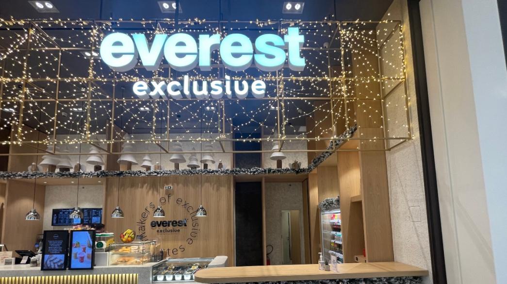 Everest 