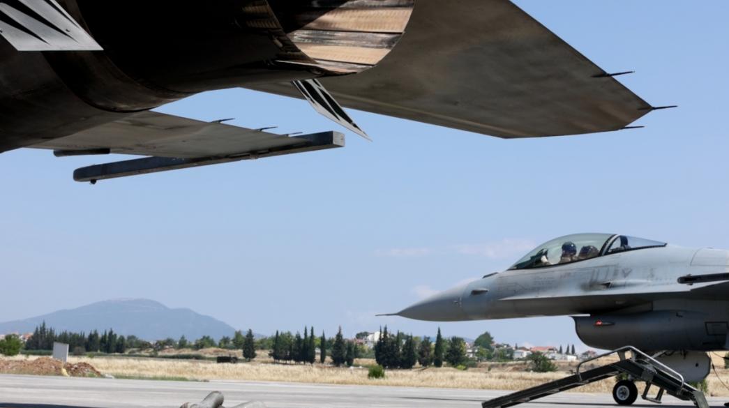 F-16 Viper-EAB