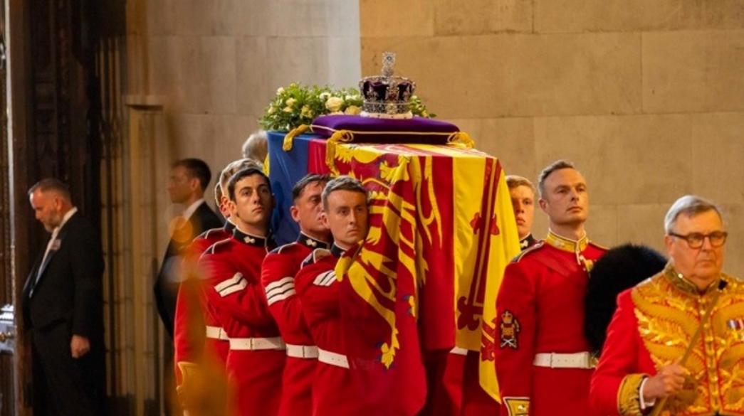 Queen Elizabeth Coffin