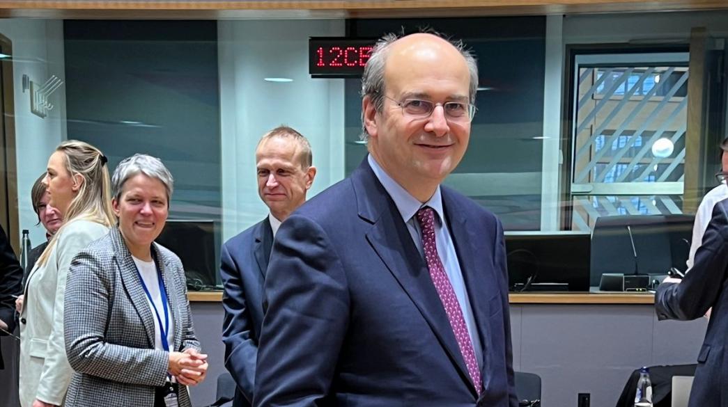 Kostis Chatzidakis, Kostis Xatzidakis, Kostis Hatzidakis