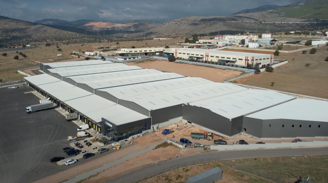 Briq, logistics