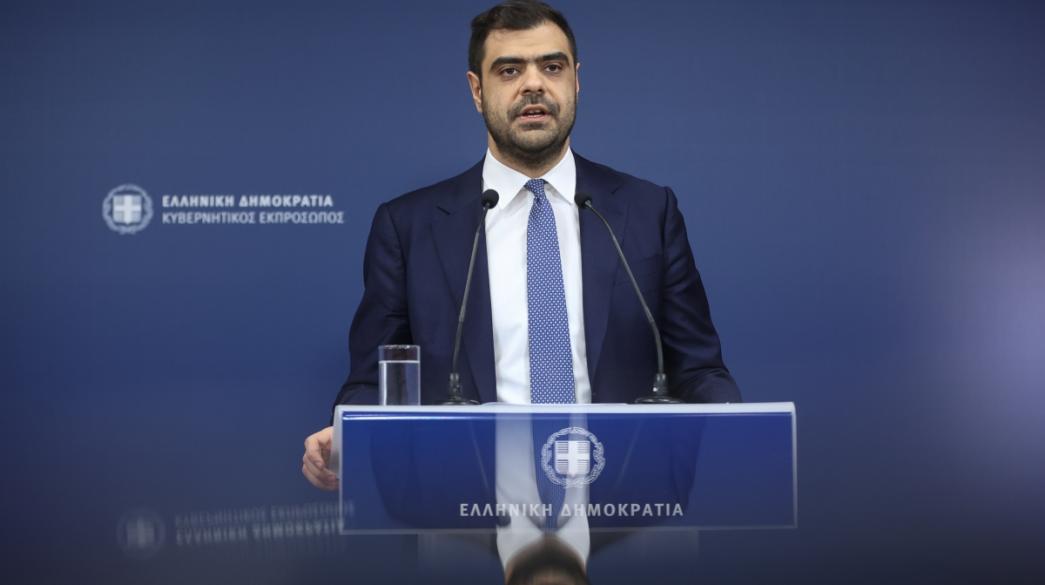 Ο Πάυλος Μαρινάκης σε κυβερνητική συνέντευξη Τύπου Πάυλος Μαρινάκης ομιλία