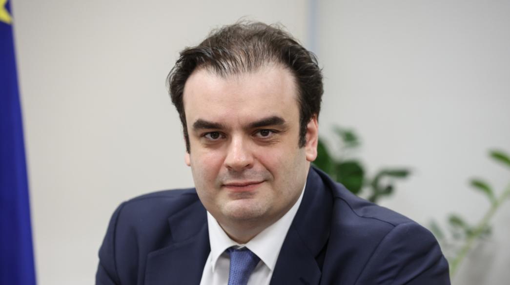 Κυριάκος Πιερρακάκης πορτραίτο