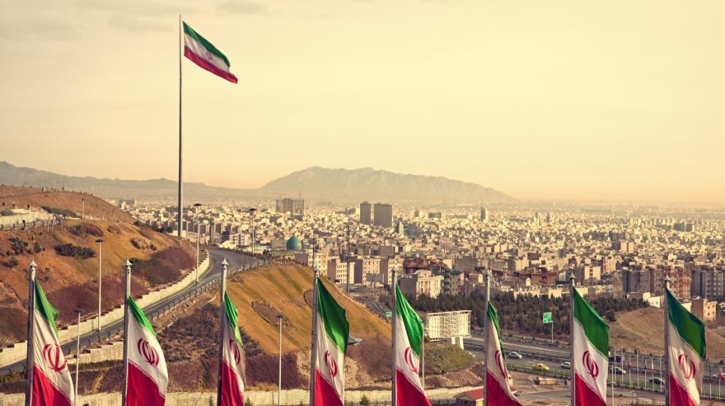 Σημαία Ιράν στην Τεχεράνη