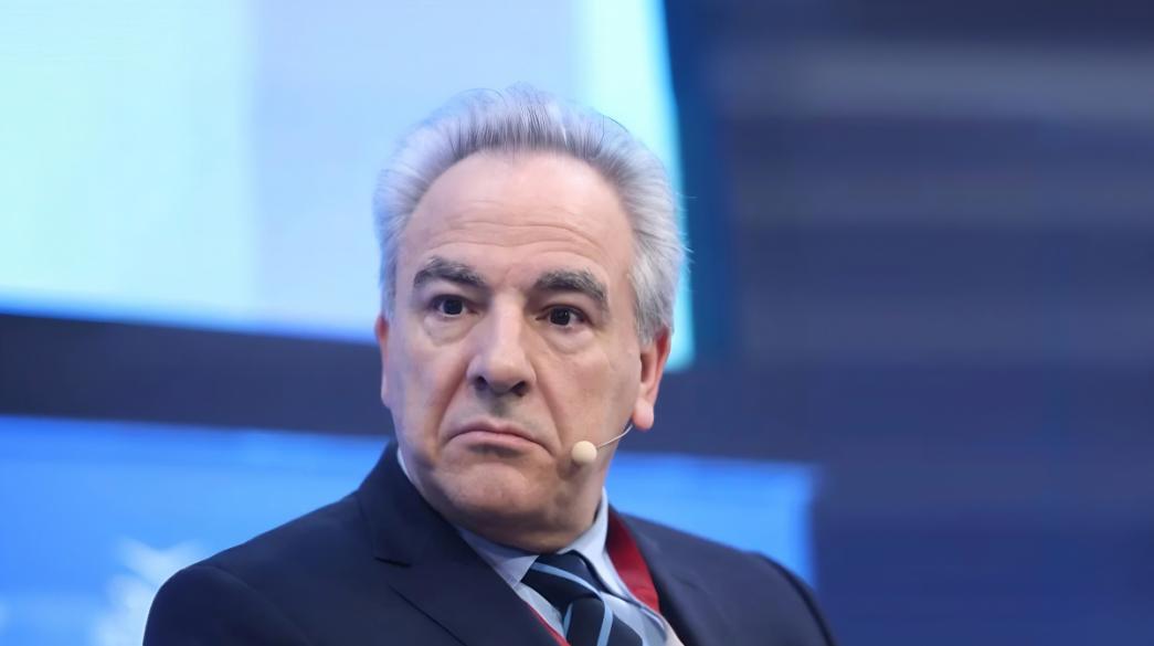 Θάνος Ντόκος