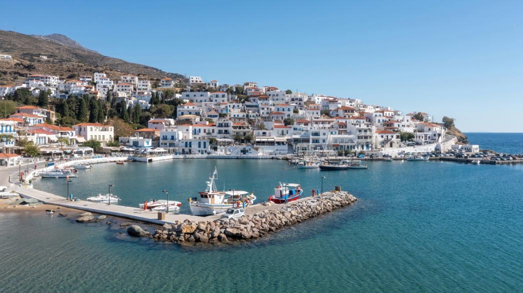 Άνδρος λιμάνι θέα
