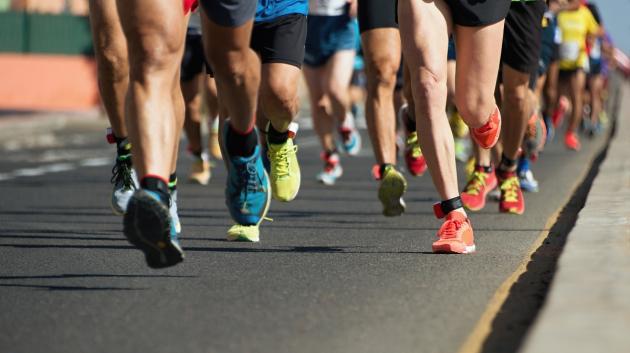 Μαραθώνιος δρόμος δρομείς