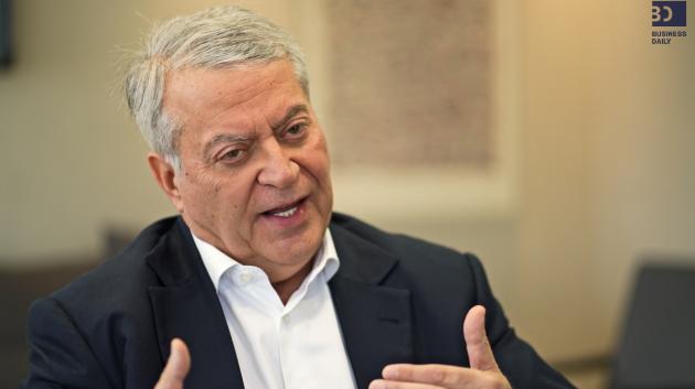 Ταμβακάκης