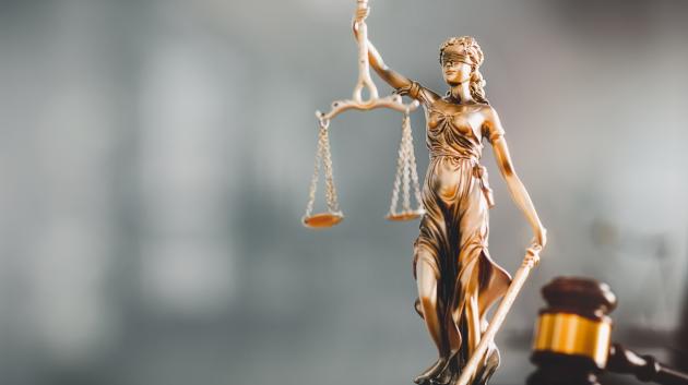 Άγαλμα δικαιοσύνης