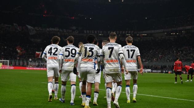 Ποδοσφαιριστές σε στάδιο