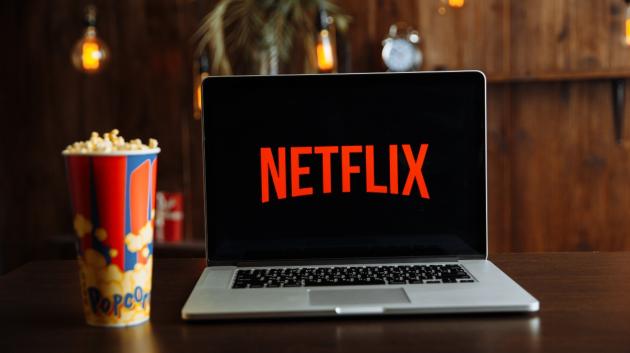 Οθόνη Netflix σε λάπτοπ