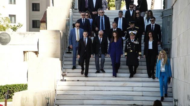 Αξιωματούχοι στην παρέλαση