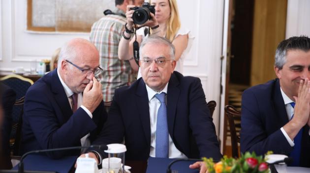 Τάκης Θεοδωρικάκος