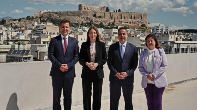 Άτομα από τα Υπουργεία