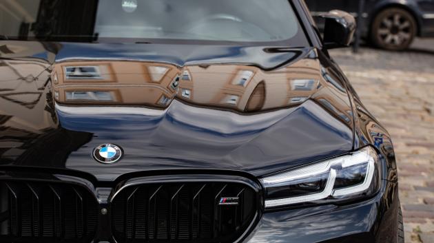 BMW αυτοκίνητο εμπρός