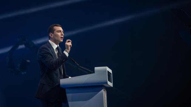 Τζορντάν Μπαρντέλα ομιλία