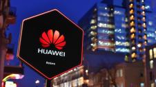 Λογότυπο Huawei εξωτερικά