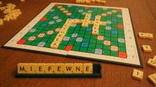 scrabble, epitrapezia paixnidia