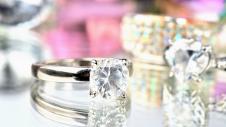 Synthetika Diamandia, Synthetic Diamonds