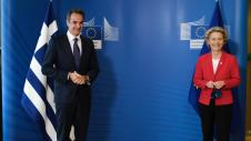 Kyriakos Mitsotakis, Ursula von der Leyen, Komision