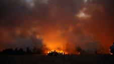Wildfire in Varibobi, Attica on August 3, 2021.  Πυρκαγιά στην Βαρυμπόμπη Αττικής, 3 Αυγούστου 2021