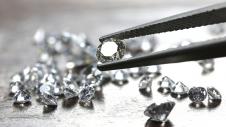 Diamonds-diamantia