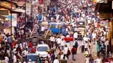 India-Mumbai-Overpopulation-Yperplithismos