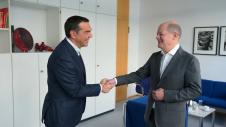 Tsipras-Alexis-Solts-Olaf