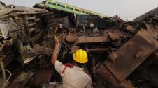 india treno dystixima