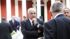 Νίκος Καραμούζης επιχειρηματίας
