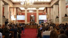 Συνέδριο σε ιστορική αίθουσα