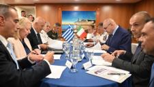 Δένδιας, Κροσέτο