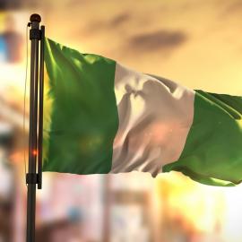 Σημαία Νιγηρίας κυματίζει